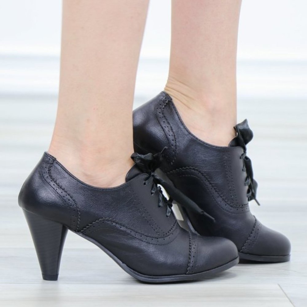 Laced-Up Low Cut Ankle Boots Women's Heeled Oxford - Picture 3 of 15